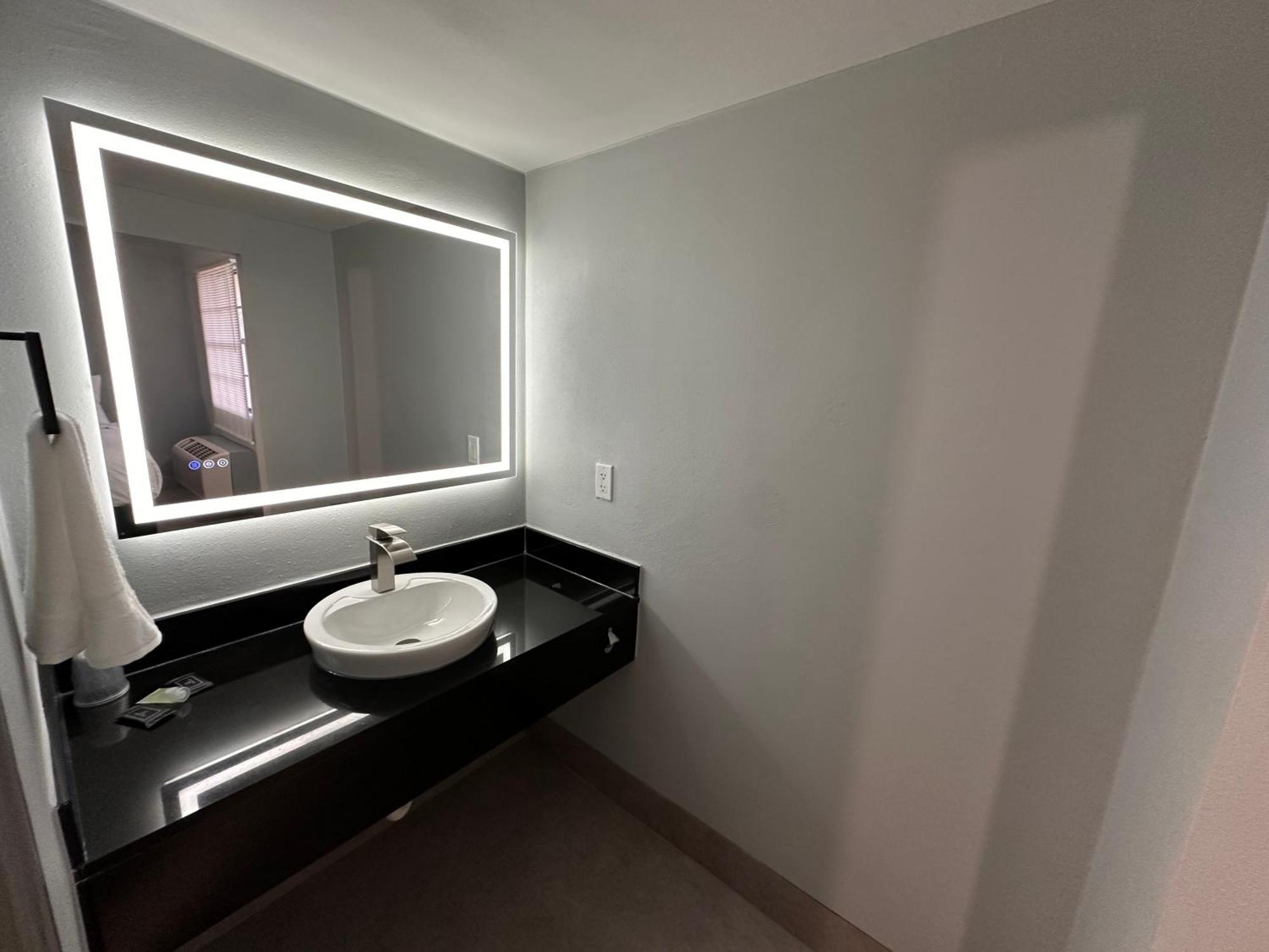 Scottish Inns & Suites Texas City Extérieur photo